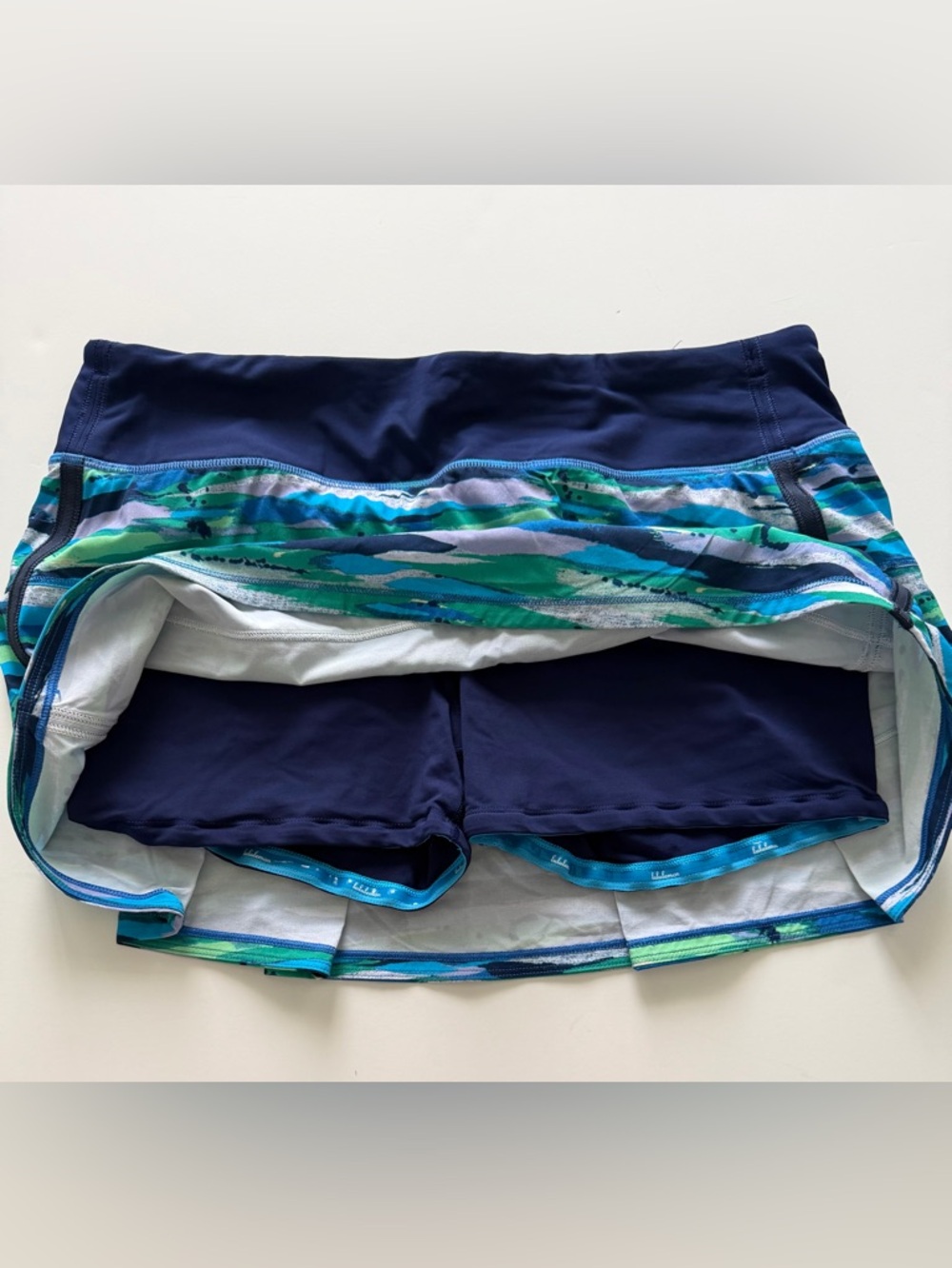 Lululemon  Pace Rival Skirt II (Regular)
Seven Wonders Multi / Hero Blue Size 10 - Picture 7 of 9